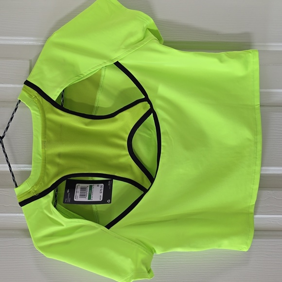 UNDER ARMOUR WOMEN'S FLORESCENT GREEN ATHLETIC CROP TOP SIZE XL - Picture 7 of 15